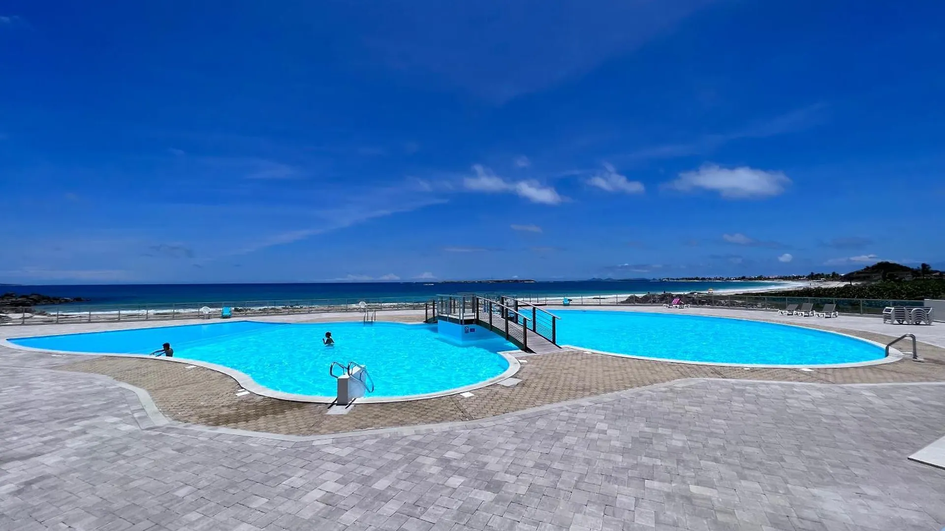Lounge Modern Chill Studio Orient Bay Sint Maarten/Saint Martin