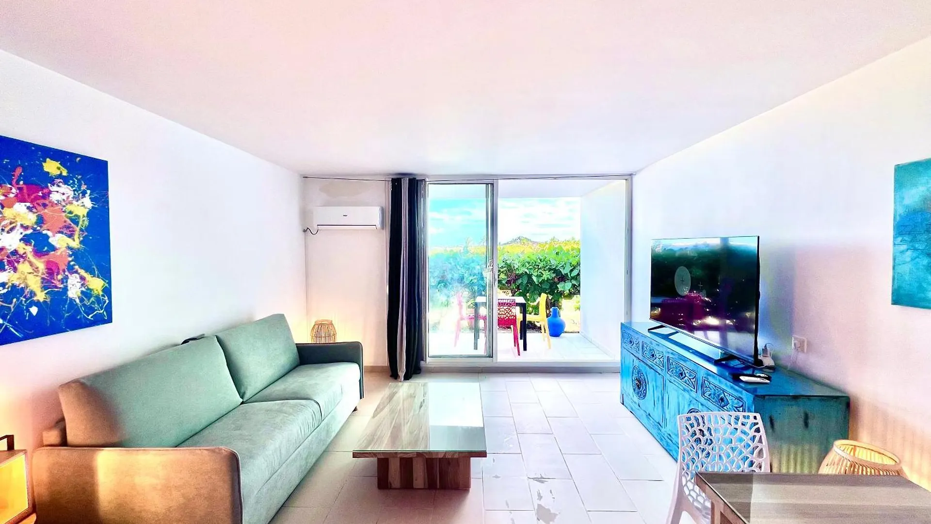 Apartment Lounge Modern Chill Studio Orient Bay