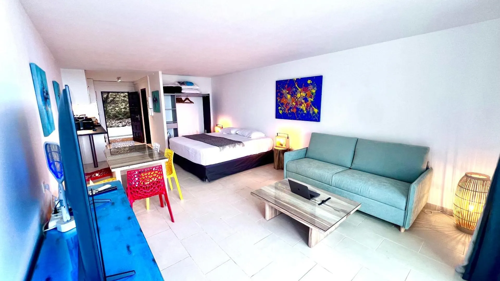 Lounge Modern Chill Studio Orient Bay Sint Maarten/Saint Martin