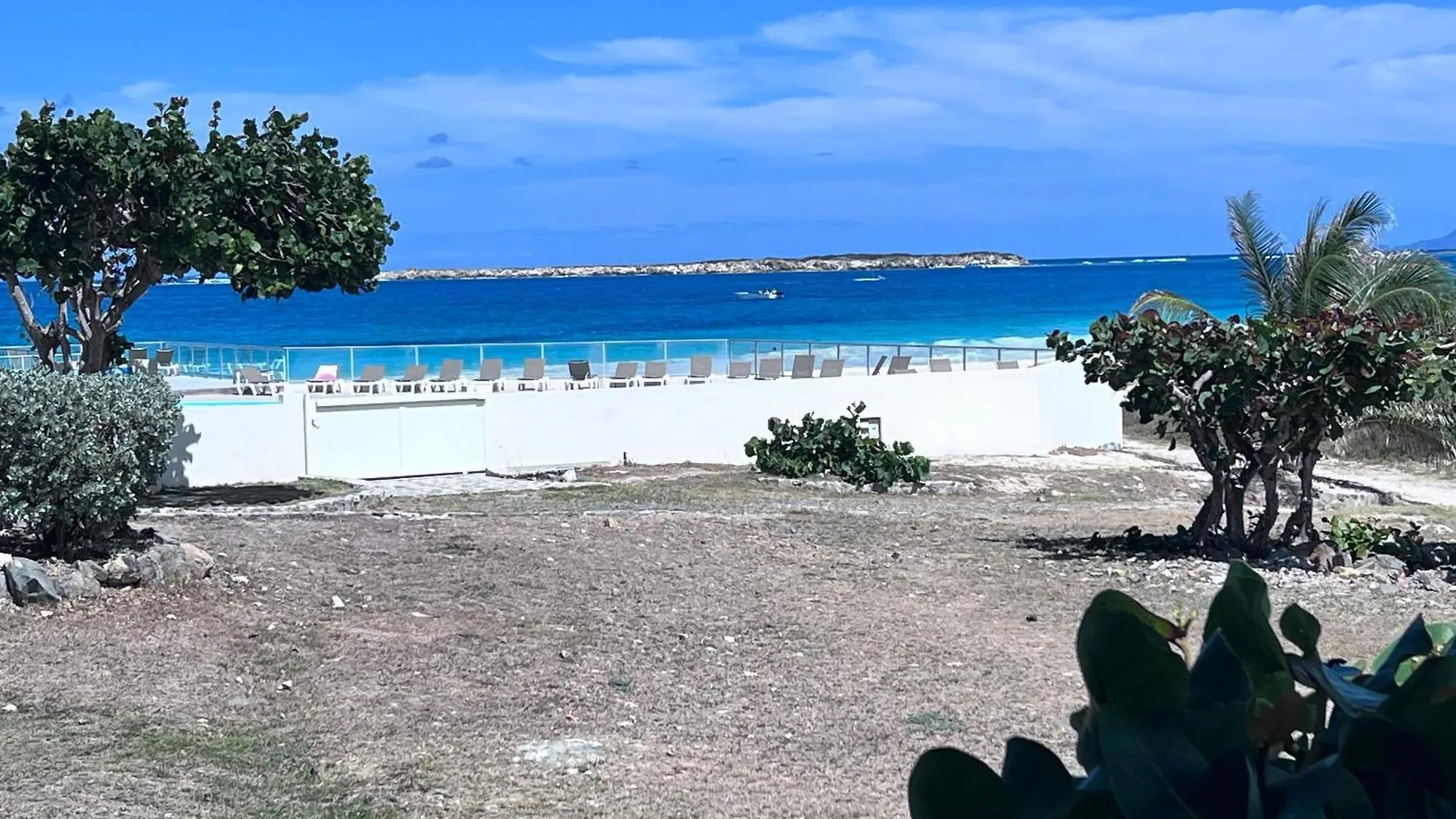 Lounge Modern Chill Studio Orient Bay 0*,  Sint Maarten/Saint Martin