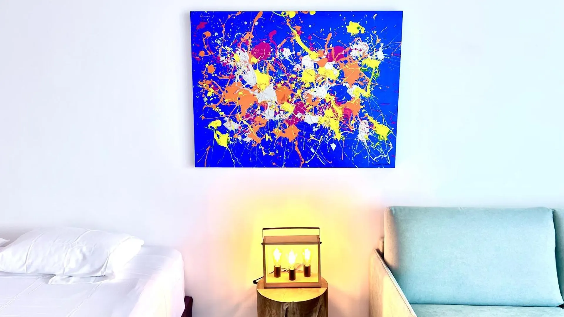 Lounge Modern Chill Studio Orient Bay